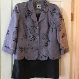 Leslie Faye 2-pc suit size 16